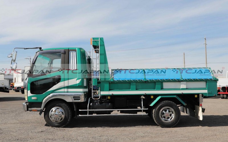 MITSUBISHI FUSO FIGHTER (2002)