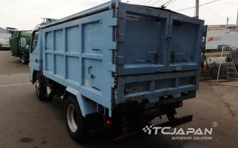 MITSUBISHI CANTER (2012)