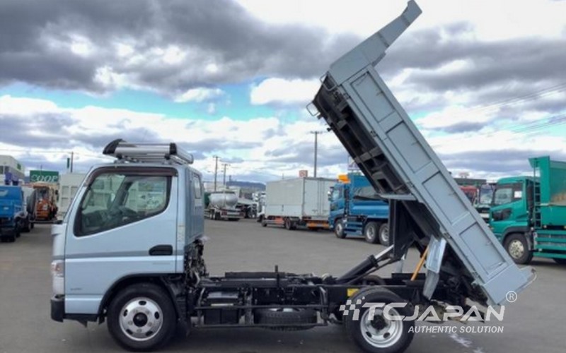 MITSUBISHI CANTER (2014)