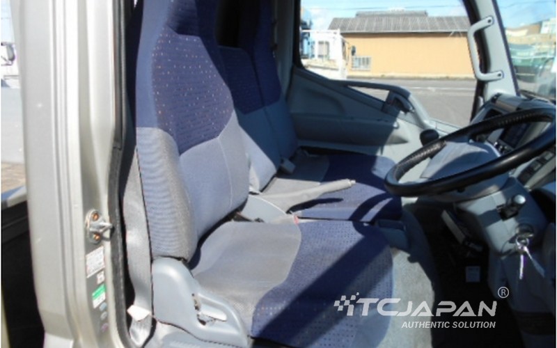 MITSUBISHI CANTER (2007)