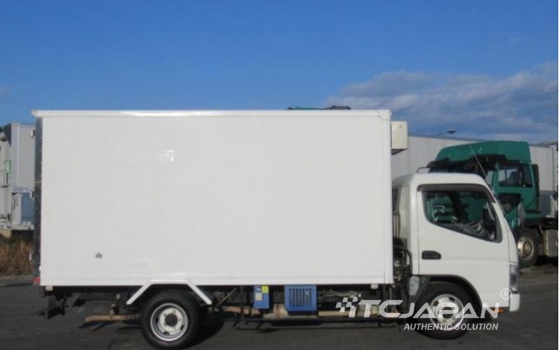 MITSUBISHI CANTER FREEZER (2005)