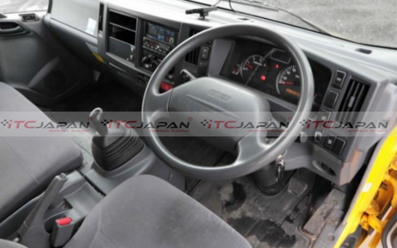 ISUZU ELF REFRIGERATOR (2007)