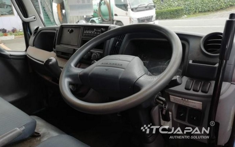 MITSUBISHI CANTER (2012)