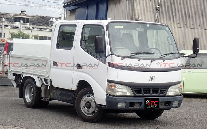 TOYOTA DYNA (2004)