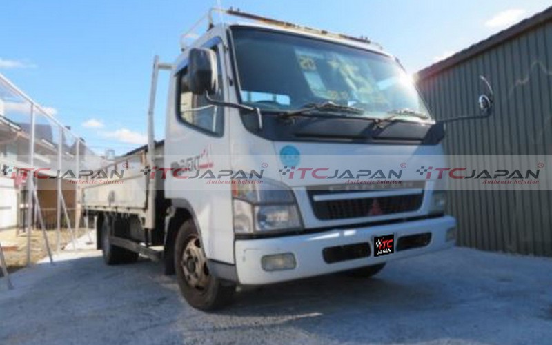 MITSUBISHI CANTER (2004)