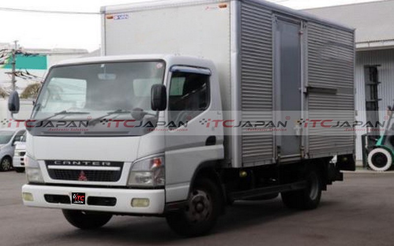 MITSUBISHI CANTER (2007)