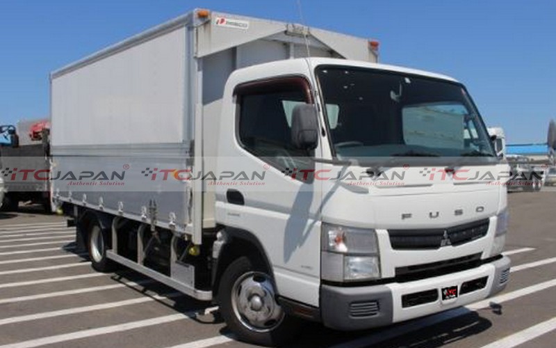 MITSUBISHI CANTER (2011)