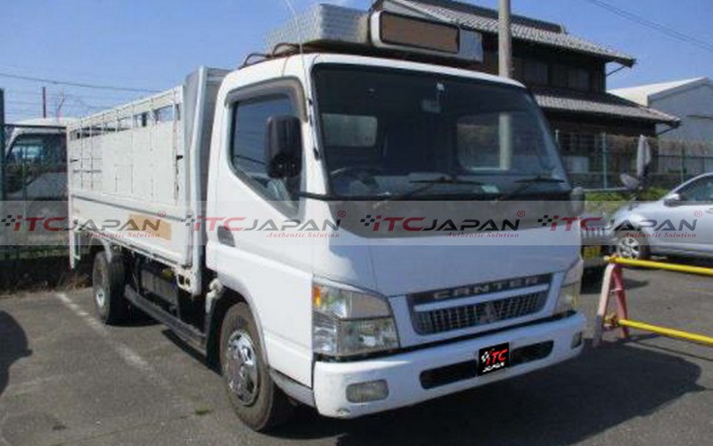 MITSUBISHI CANTER (2003)