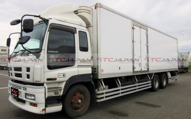 ISUZI GIGA FREEZER TRUCK  (2008)