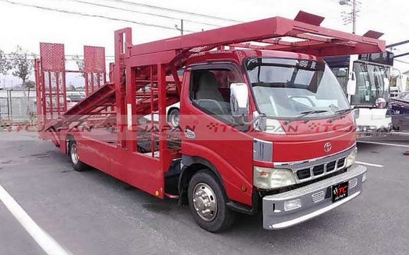 TOYOTA DYNA (2004)
