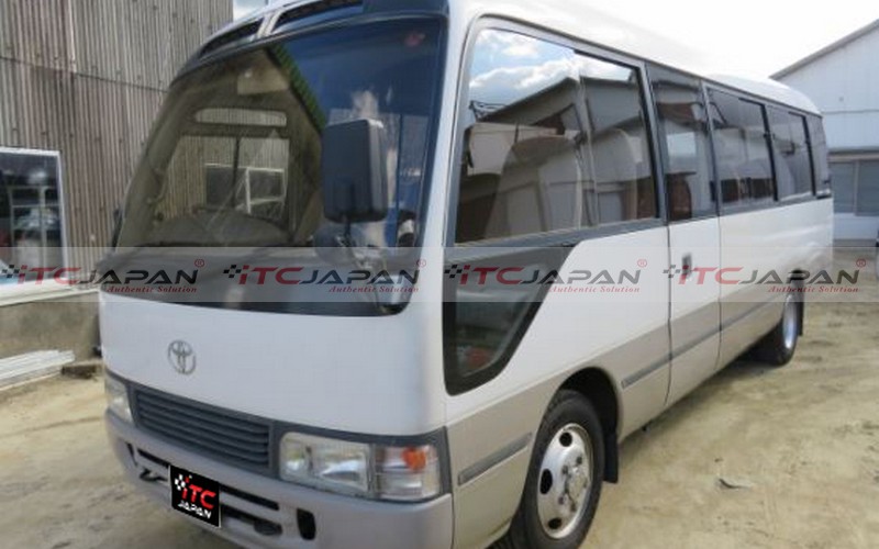 TOYOTA COASTER (1995)