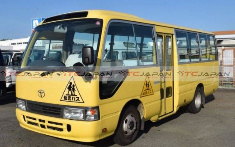 TOYOTA COASTER (2006)