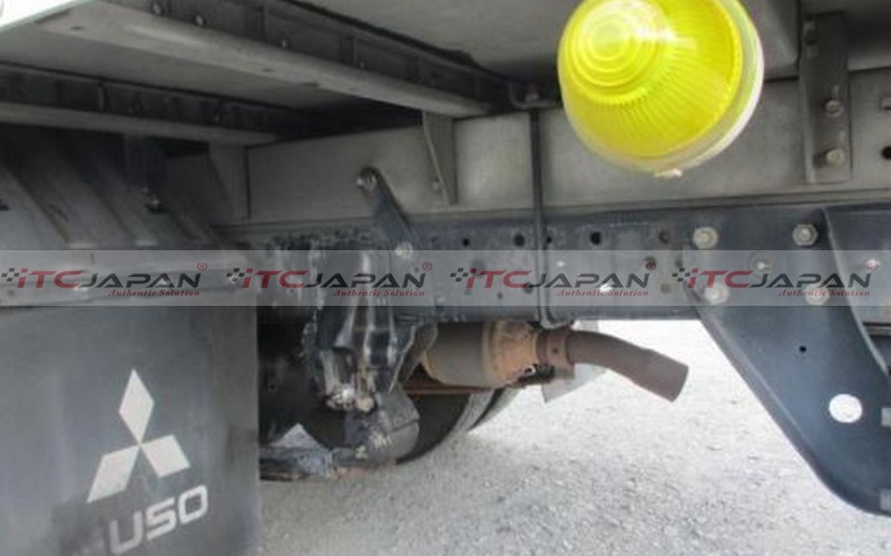 MITSUBISHI CANTER (2008)