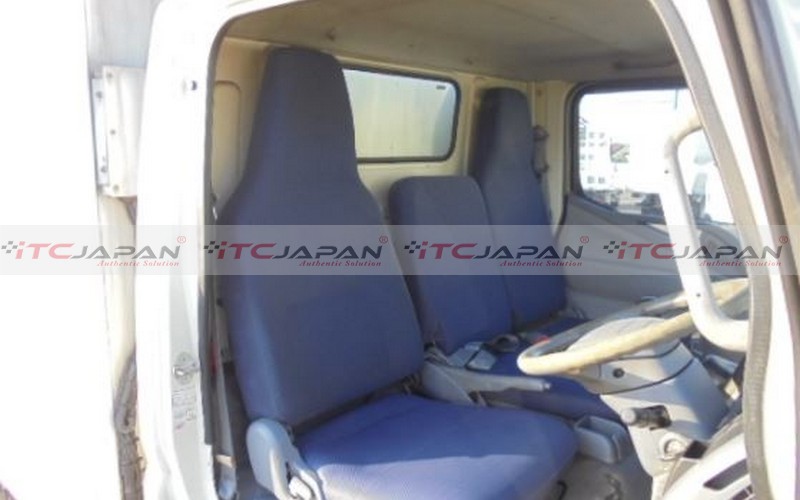 MITSUBISHI CANTER REFRIGERATOR (2008)