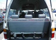 TOYOTA HIACE COMMUTER (2004)