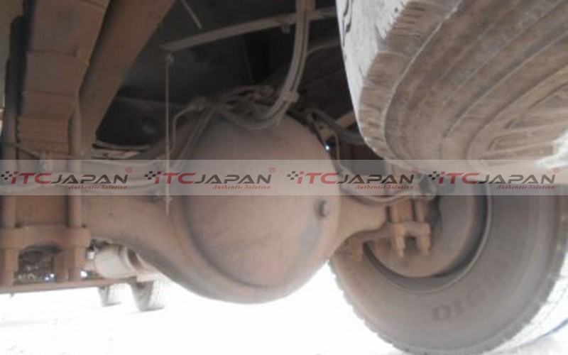 NISSAN BIG THUMB (2003)