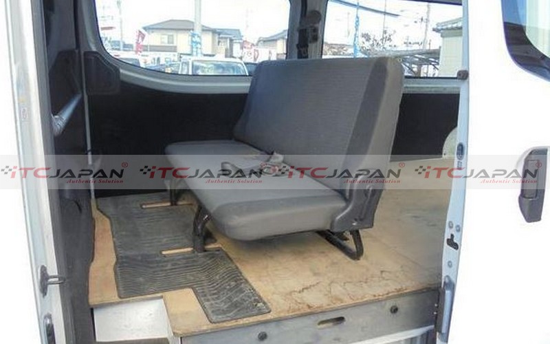 NISSAN CARAVAN VAN (2014)