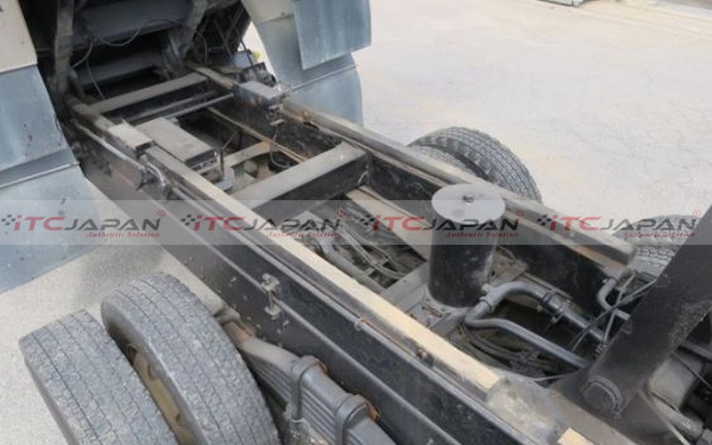 ISUZU GIGA DUMB (2008)