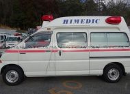 TOYOTA HIACE COMMUTER (2003)