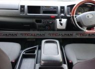 TOYOTA HIACE COMMUTER (2016)