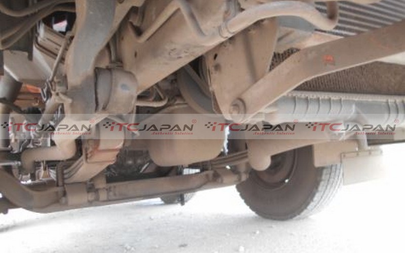 NISSAN BIG THUMB (2003)