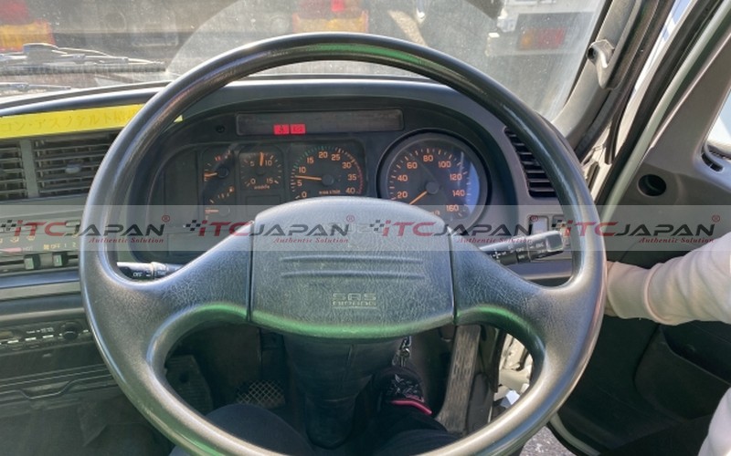 ISUZU FORWARD (2006)
