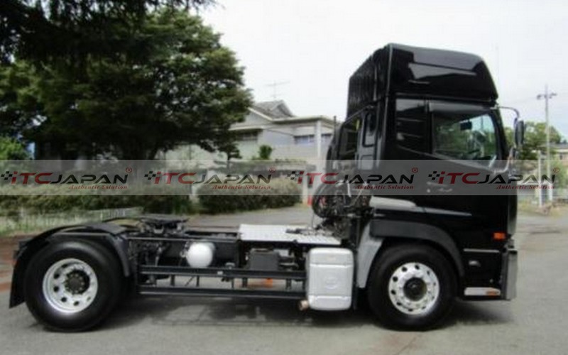 NISSAN U.D TRUCK TRACTOR HEAD (2015)