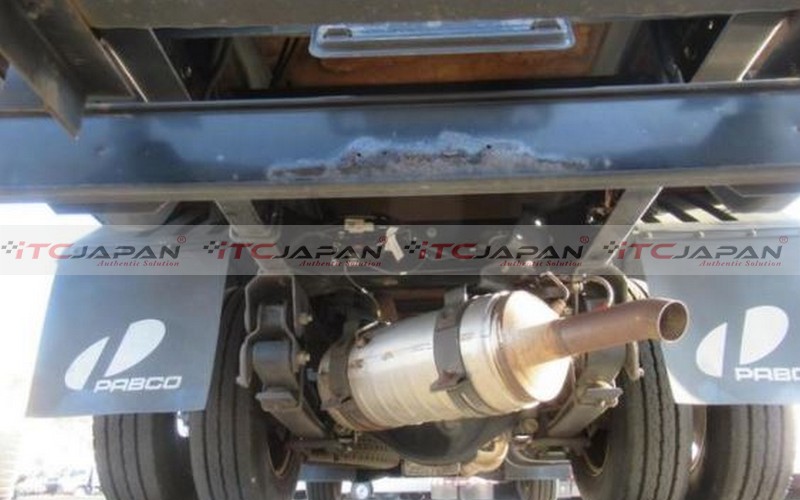 MITSUBISHI FUSO (2015)