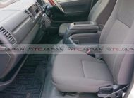 TOYOTA HIACE COMMUTER (2016)