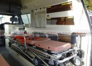 TOYOTA HIACE COMMUTER (2003)