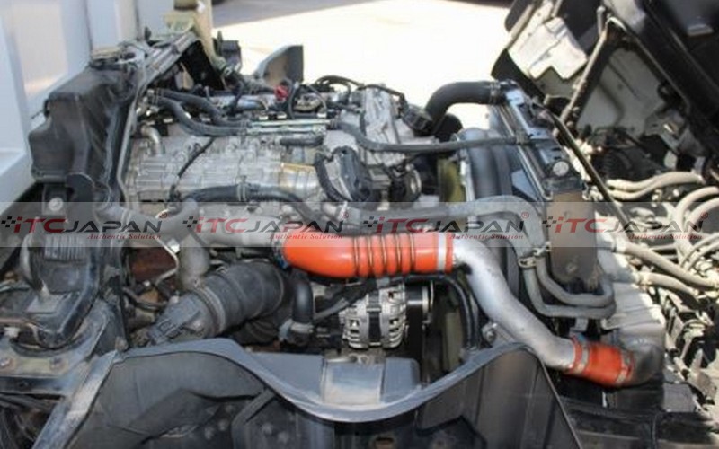 MITSUBISHI CANTER (2011)