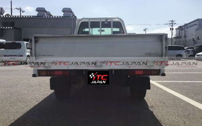 TOYOTA TOWNACE TRUCK (2002)