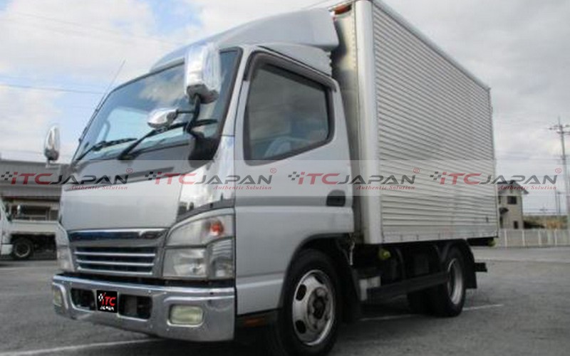 MITSUBISHI CANTER (2008)