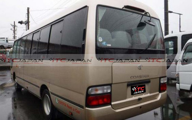 TOYOTA COASTER (2014)