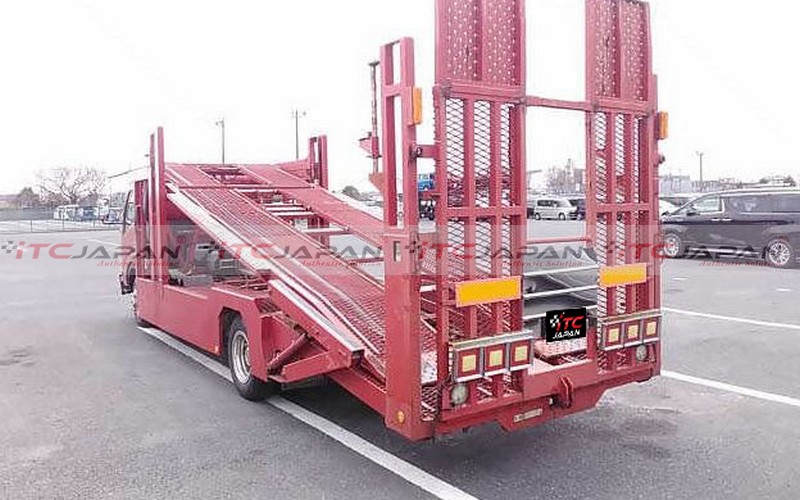 TOYOTA DYNA (2004)