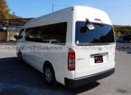 TOYOTA HIACE COMMUTER (2019)