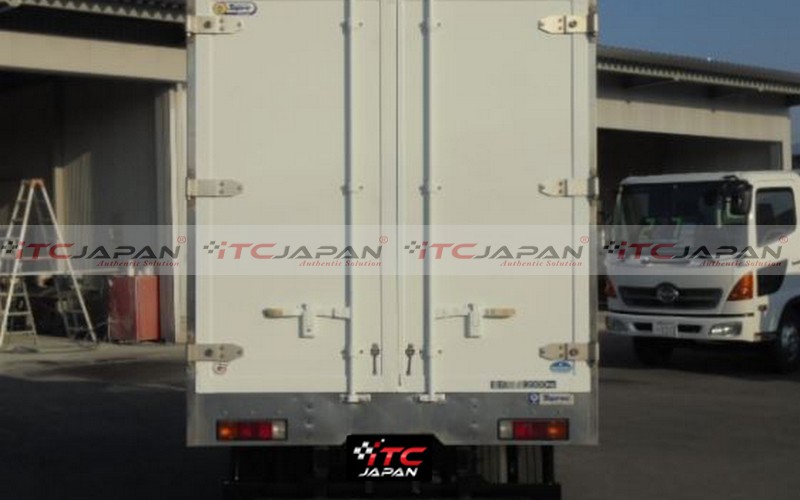 MITSUBISHI CANTER REFRIGERATOR (2008)