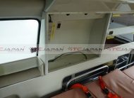 TOYOTA HIACE COMMUTER (2003)