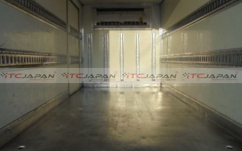 MITSUBISHI CANTER REFRIGERATOR (2008)