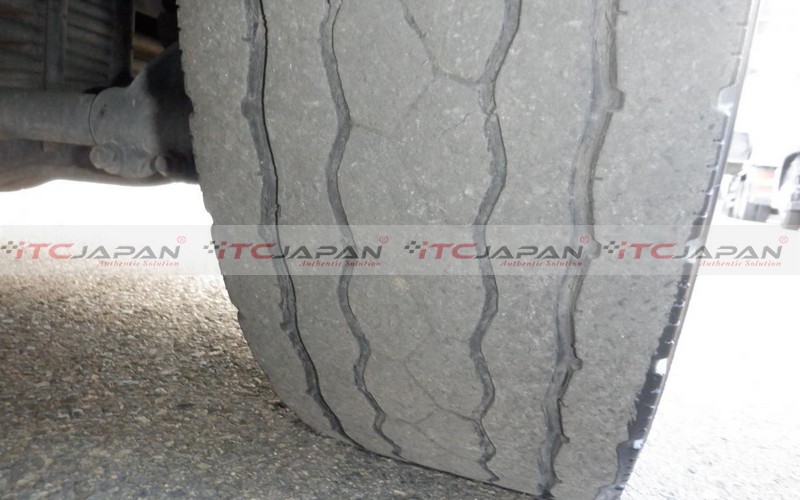 MITSUBISHI FUSO SUPER GREAT (2006)