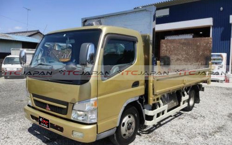 MITSUBISHI CANTER (2003)