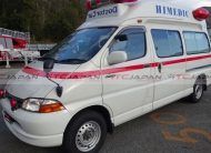 TOYOTA HIACE COMMUTER (2003)