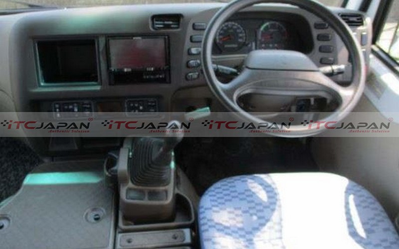 MITSUBISHI ROSA (2016)