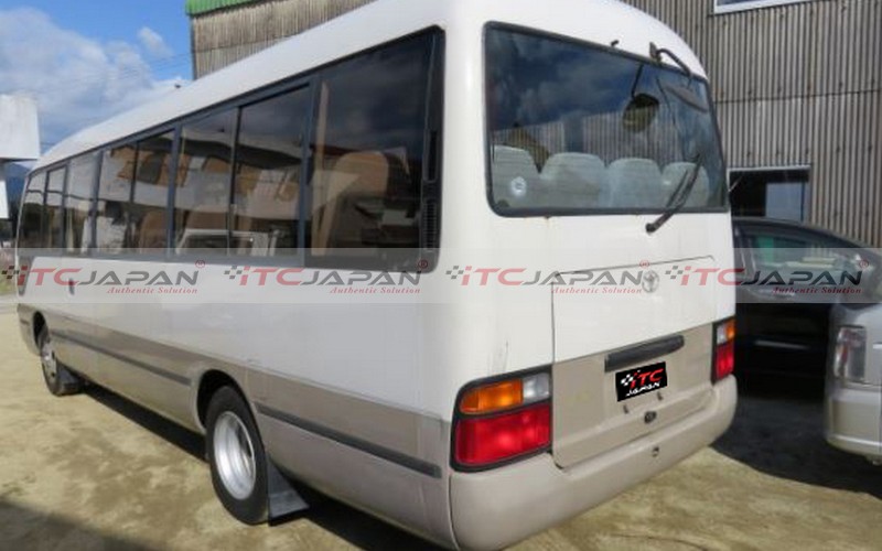 TOYOTA COASTER (1995)
