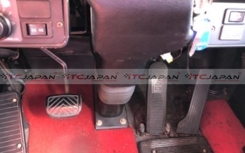 NISSAN BUS (2000)