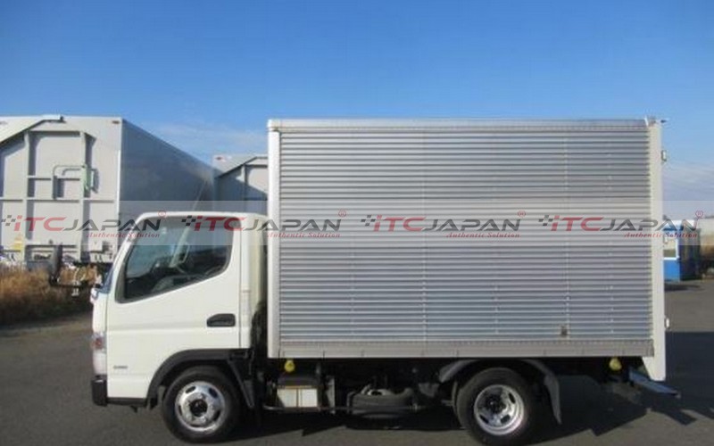 MITSUBISHI FUSO (2015)