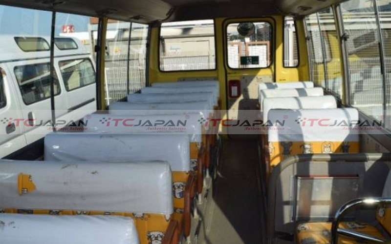 TOYOTA COASTER (2006)