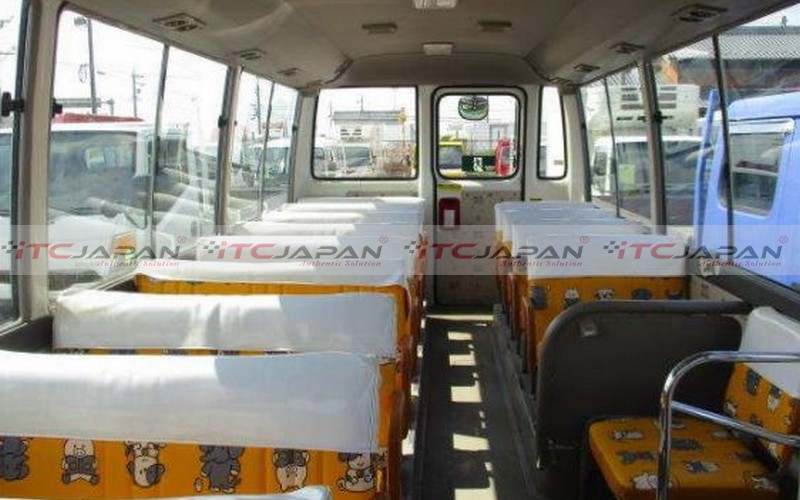 TOYOTA COASTER (2007)