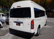 TOYOTA HIACE COMMUTER (2019)