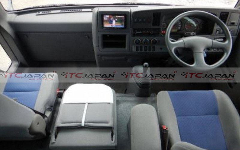 NISSAN CIVILIAN (2014)
